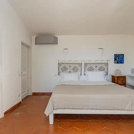 Villa Luxury A Pantogia Con Piscina A Sfioro Porto Cervo