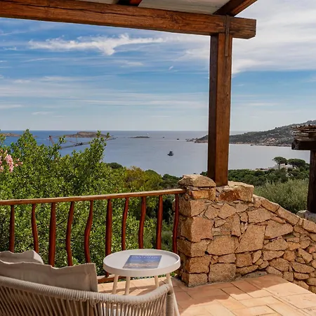 Luxury A Pantogia Con Piscina A Sfioro Vila