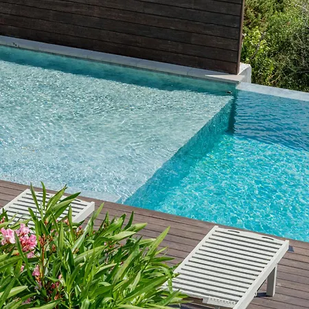 Vila Luxury A Pantogia Con Piscina A Sfioro